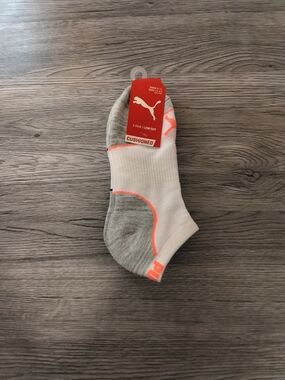 Puma Women’s Cushioned Athletic Low-Cut Socks 3 Pack - White NWT